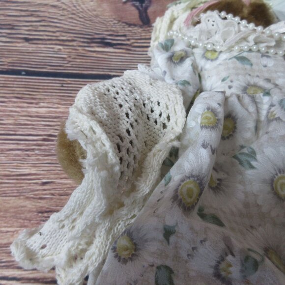 Granny Nana 18" Plush Rabbit with Dress Flowered Hat Scarf Glasses - Picture 4 of 8